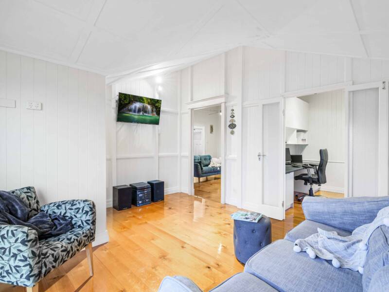 27 Manly Road, MANLY, QLD 4179 Australia