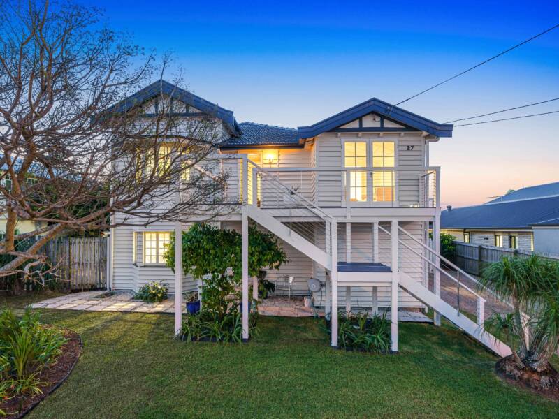 27 Manly Road, MANLY, QLD 4179 Australia