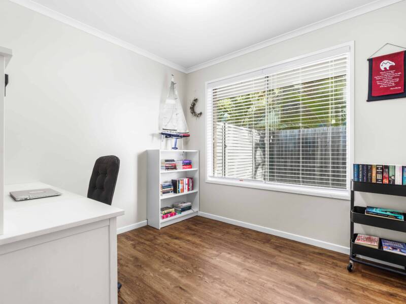 152 Randall Road, WYNNUM WEST, QLD 4178 Australia
