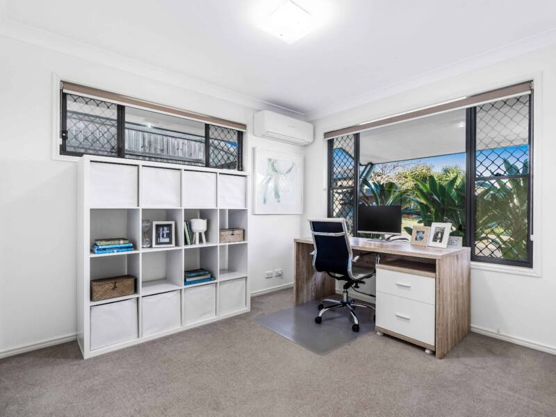 7 Demby Crescent, WAKERLEY, QLD 4154 Australia