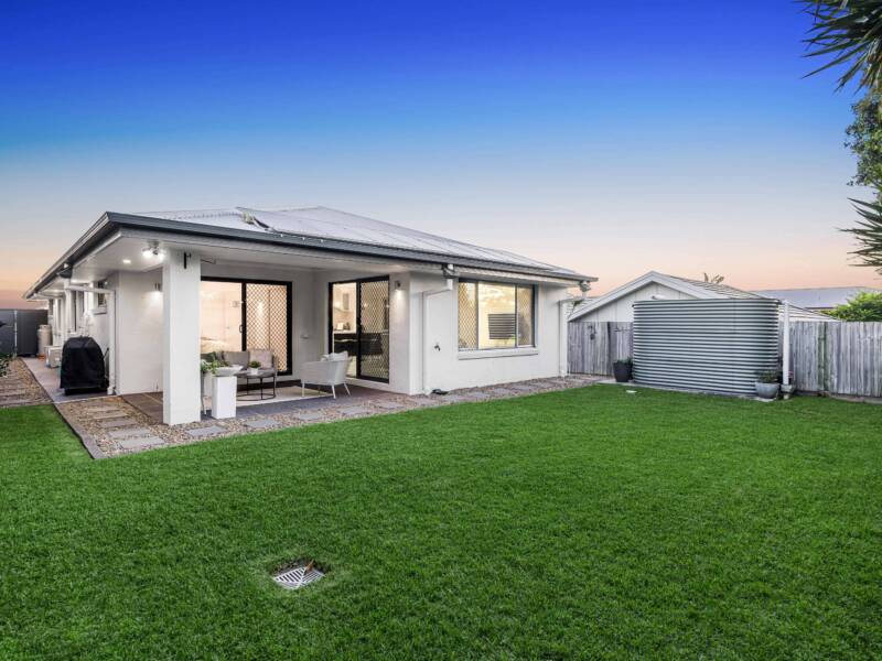 7 Demby Crescent, WAKERLEY, QLD 4154 Australia
