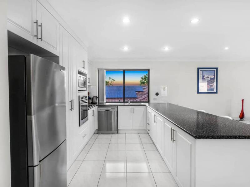 19 Unsworth Street, BELMONT, QLD 4153 Australia