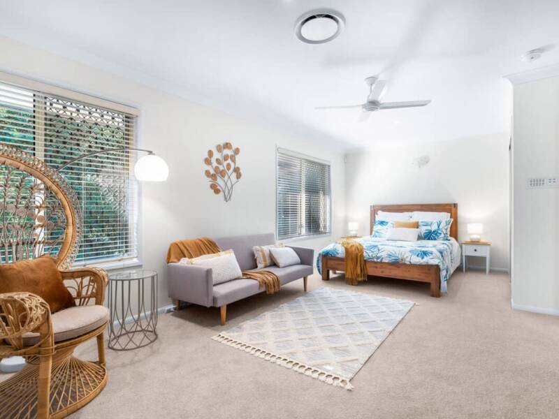 16 Coolview Street, MANLY WEST, QLD 4179 Australia