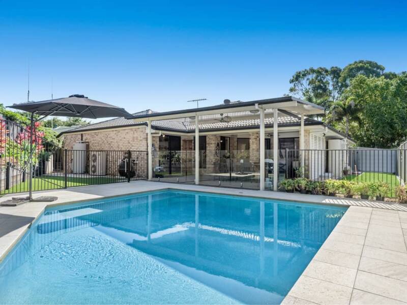 65 Senden Crescent, MANLY WEST, QLD 4179 Australia