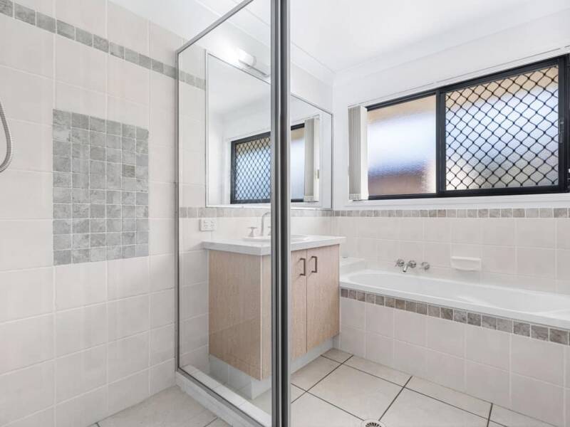 65 Senden Crescent, MANLY WEST, QLD 4179 Australia
