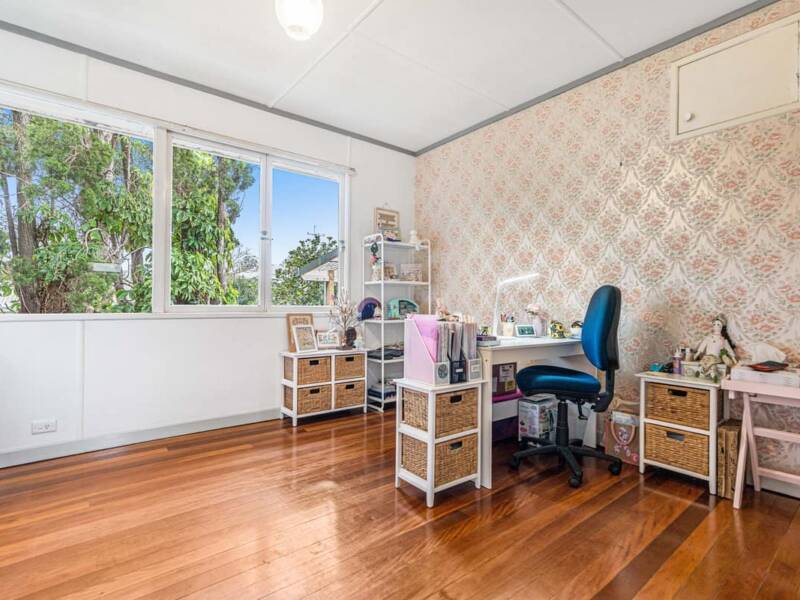 151 Manly Road, MANLY WEST, QLD 4179 Australia