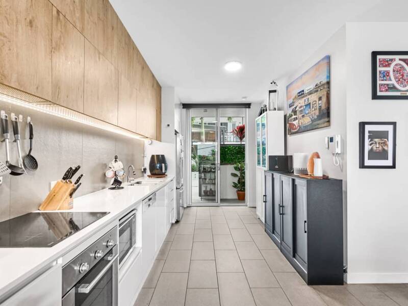 214/32 Glenora Street, WYNNUM, QLD 4178 Australia