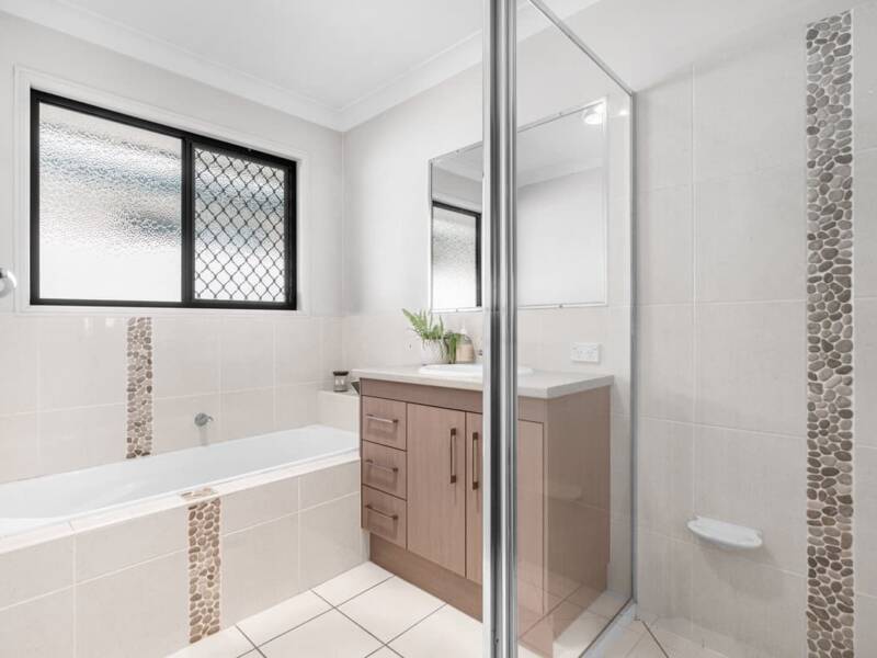 130 West Avenue, WYNNUM, QLD 4178 Australia