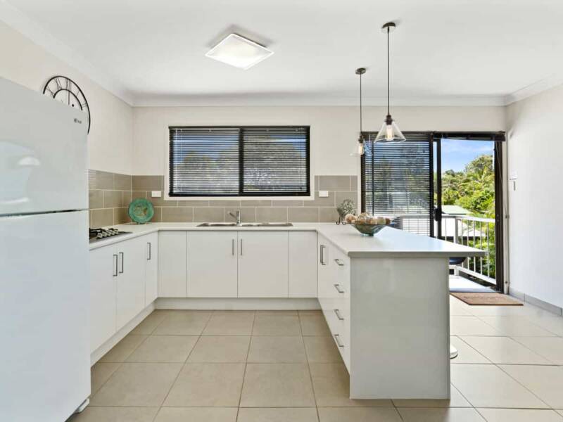 92 Midgen Street, Kooringal, QLD 4025 Australia