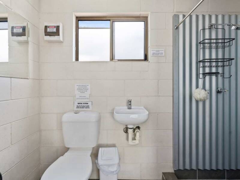92 Midgen Street, Kooringal, QLD 4025 Australia