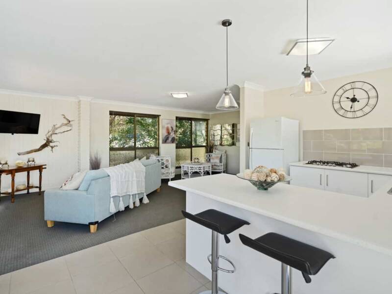 92 Midgen Street, Kooringal, QLD 4025 Australia