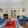 64 Midgen Street, Kooringal, QLD 4025 Australia