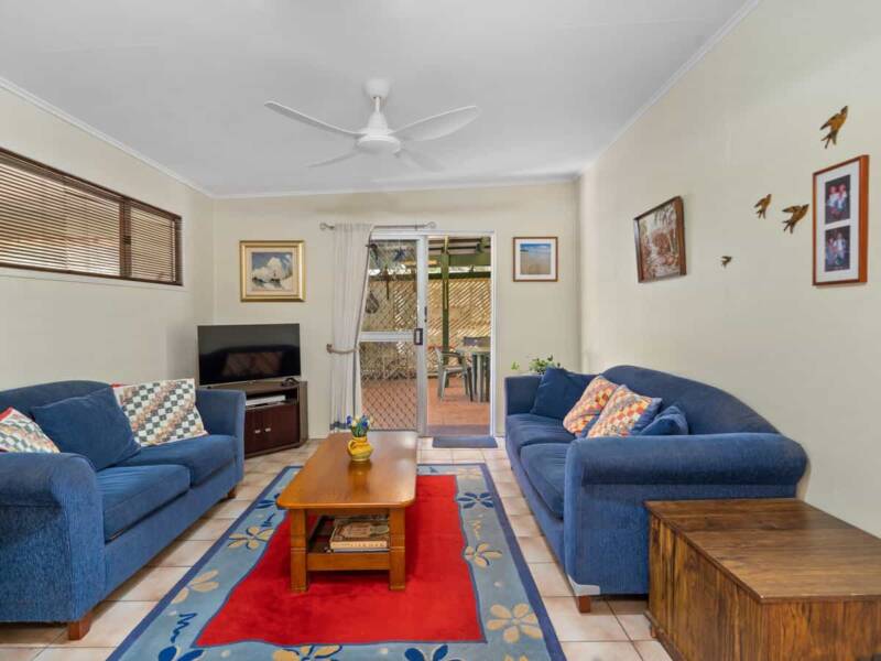 64 Midgen Street, Kooringal, QLD 4025 Australia