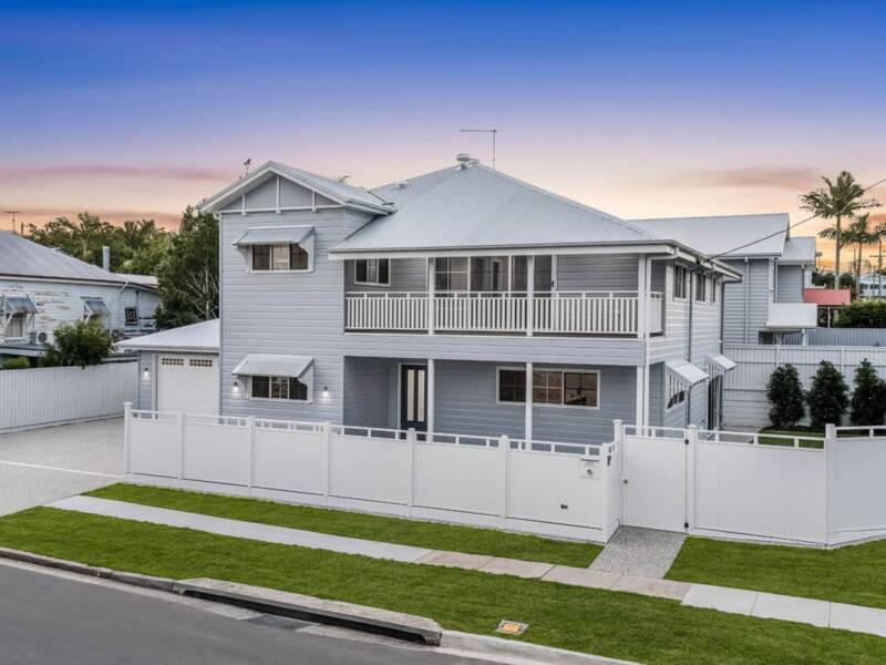 155 Cambridge Parade, Manly, QLD 4179 Australia