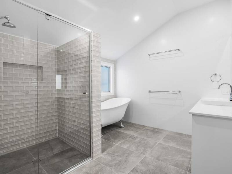 155 Cambridge Parade, Manly, QLD 4179 Australia