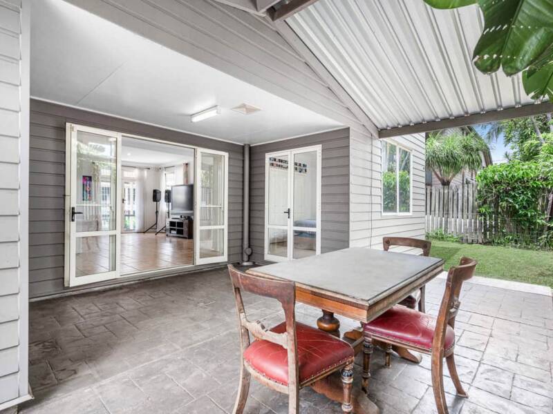 6 Peranga Street, Manly, QLD 4179 Australia