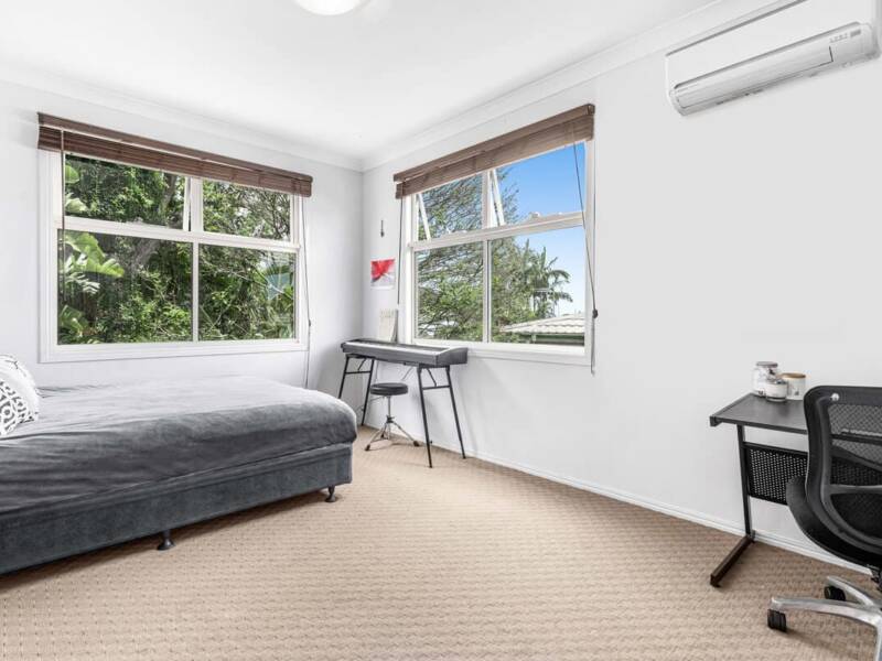 6 Peranga Street, Manly, QLD 4179 Australia
