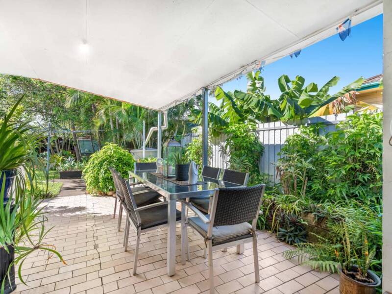 12 Crawford Road, Wynnum West, QLD 4178 Australia