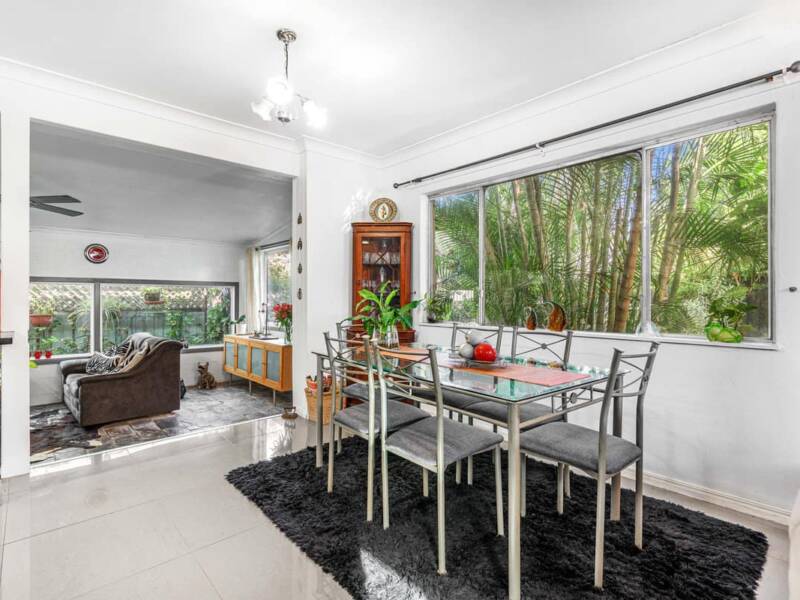 12 Crawford Road, Wynnum West, QLD 4178 Australia