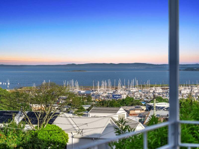 101 Carlton Terrace, Manly, QLD 4179