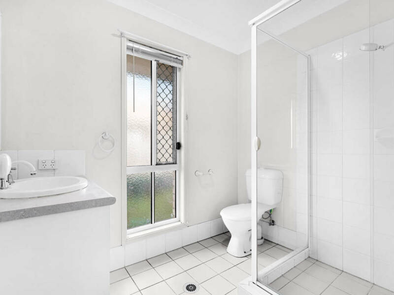 25 Poinciana Street, Wynnum West, QLD 4178 Australia