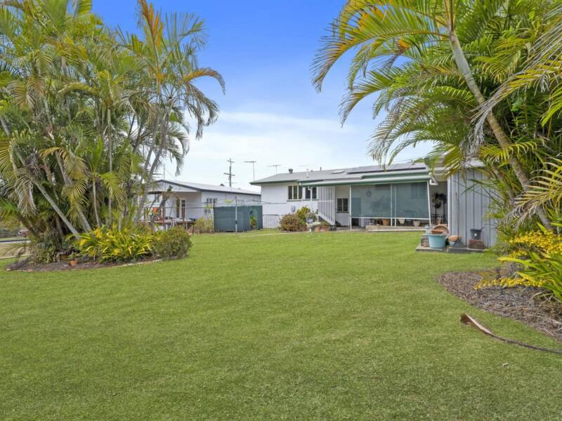 20 Robertson Road, Eastern Heights, QLD 4305 Australia