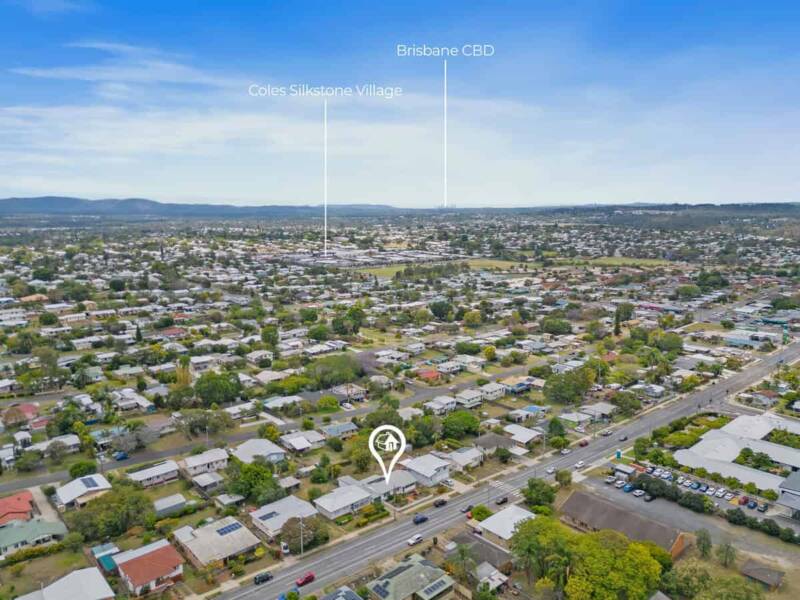 20 Robertson Road, Eastern Heights, QLD 4305 Australia