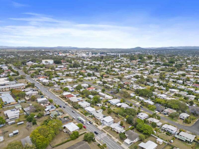 20 Robertson Road, Eastern Heights, QLD 4305 Australia