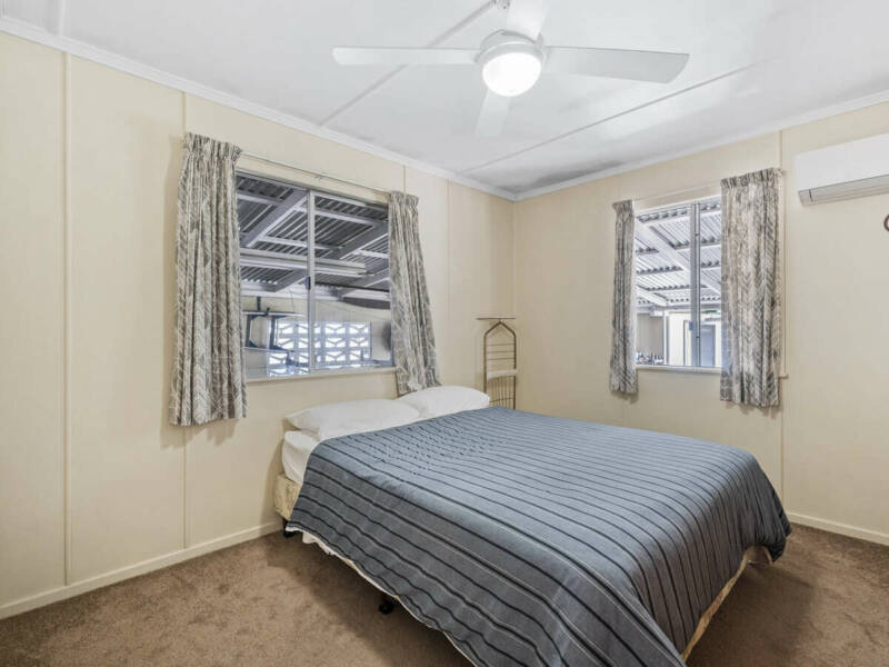 20 Robertson Road, Eastern Heights, QLD 4305 Australia