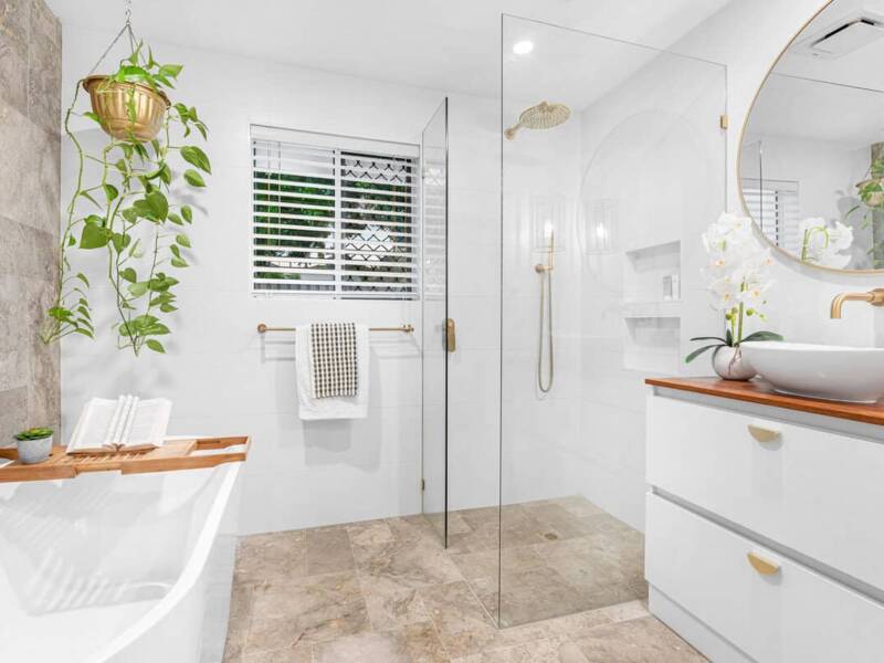 2 Teraglin Street, Manly West, QLD 4179 Australia