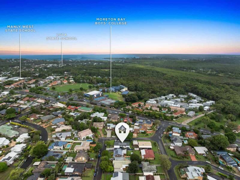 2 Teraglin Street, Manly West, QLD 4179 Australia