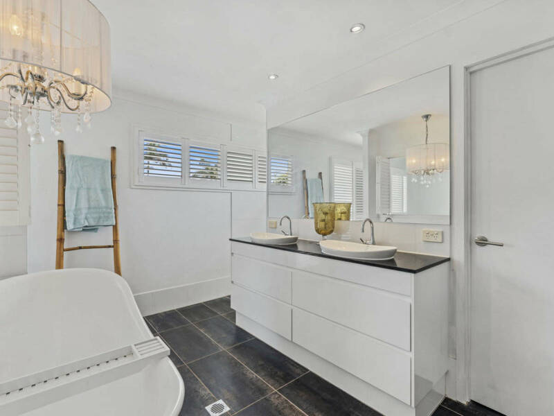 26 Stannard Road, Manly West, QLD 4179 Australia