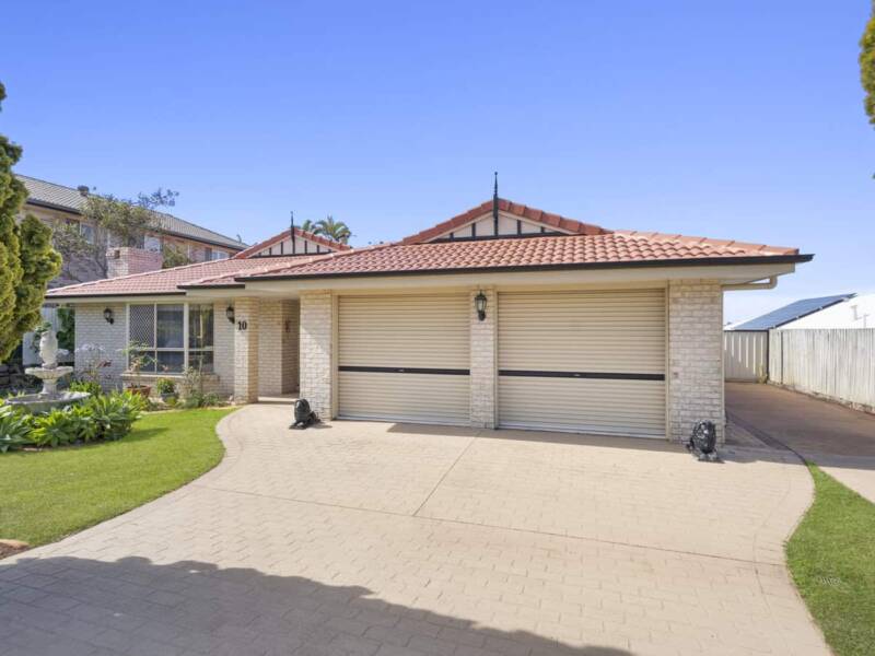 10 Burbank Road, Birkdale, QLD 4159 Australia