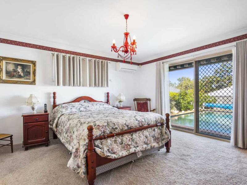 10 Burbank Road, Birkdale, QLD 4159 Australia