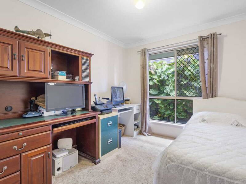 10 Burbank Road, Birkdale, QLD 4159 Australia