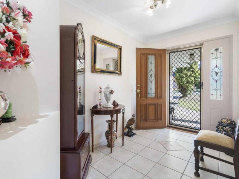 10 Burbank Road, Birkdale, QLD 4159 Australia