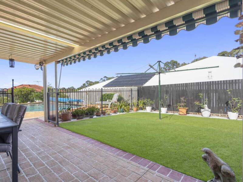 10 Burbank Road, Birkdale, QLD 4159 Australia