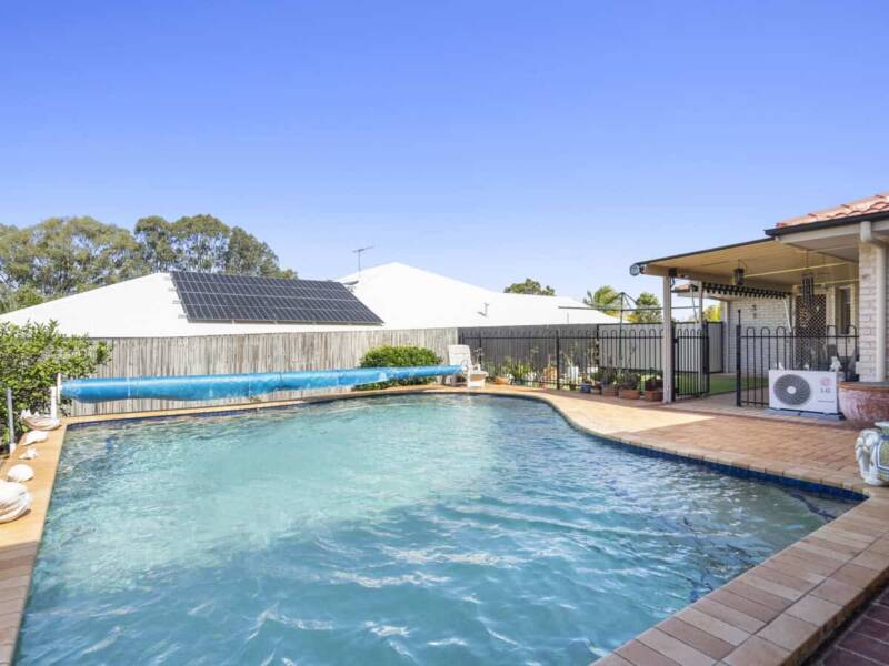 10 Burbank Road, Birkdale, QLD 4159 Australia