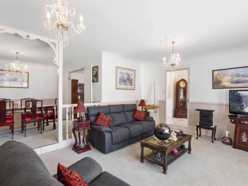 10 Burbank Road, Birkdale, QLD 4159 Australia