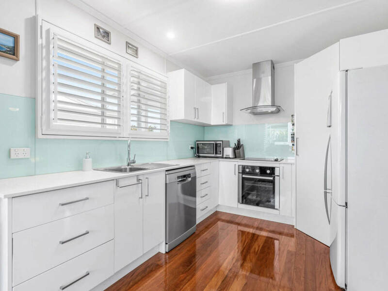 2 Kelston Street, Manly West, QLD 4179 Australia