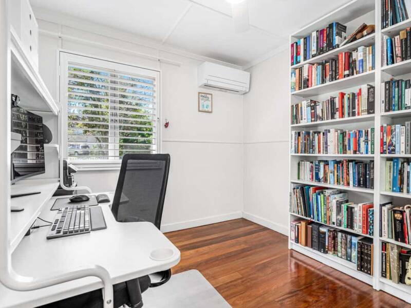 2 Kelston Street, Manly West, QLD 4179 Australia