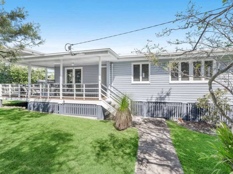 2 Kelston Street, Manly West, QLD 4179 Australia