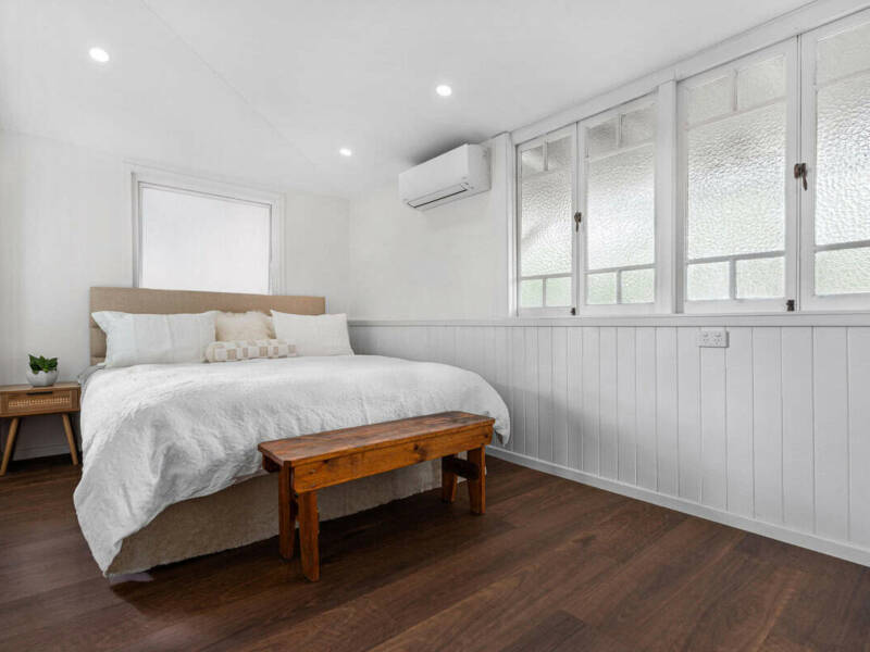 122 Sibley Road, Wynnum West, QLD 4178 Australia