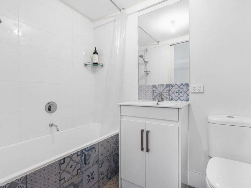 122 Sibley Road, Wynnum West, QLD 4178 Australia