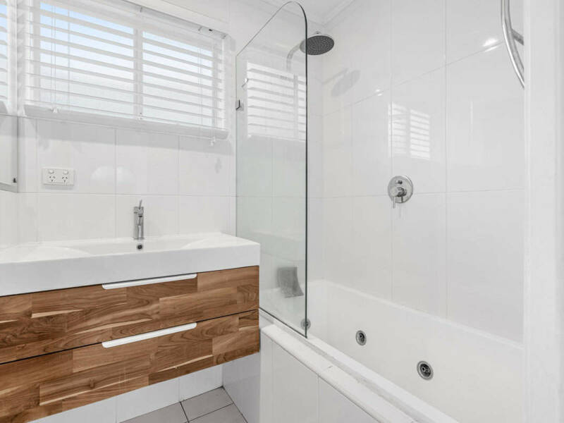 67 Mountjoy Terrace, Wynnum, QLD 4178 Australia