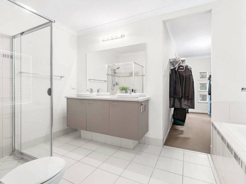 48 Foch Street, Wynnum West, QLD 4178 Australia