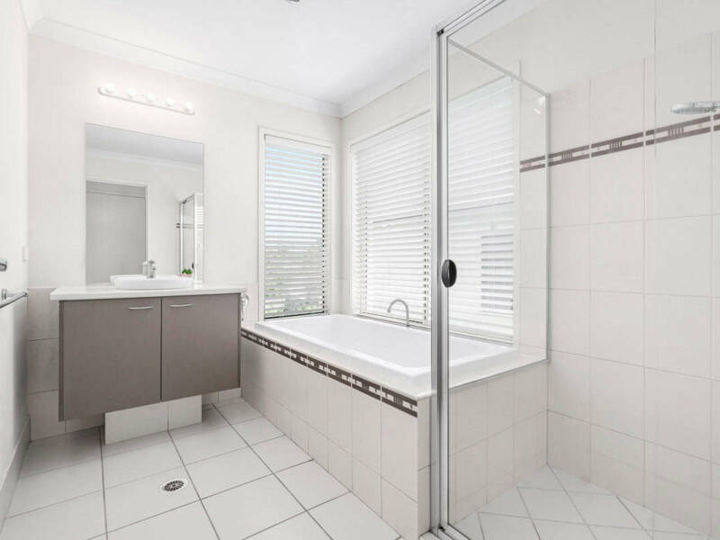 48 Foch Street, Wynnum West, QLD 4178 Australia