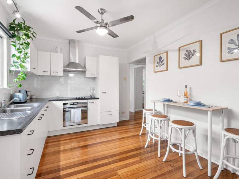321 Preston Road, Wynnum West, QLD 4178 Australia