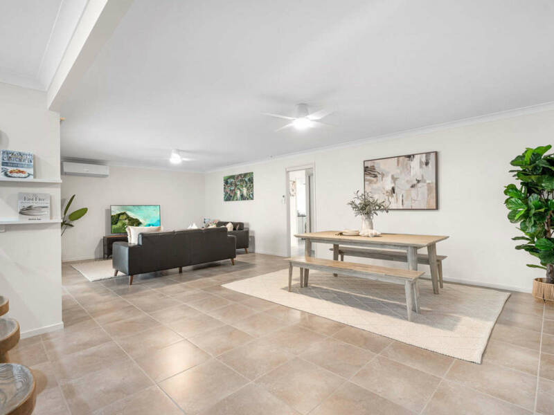 4 Yering Place, Wynnum West, QLD 4178 Australia