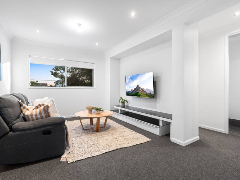 21 Duval Street, WYNNUM WEST, QLD 4178 Australia